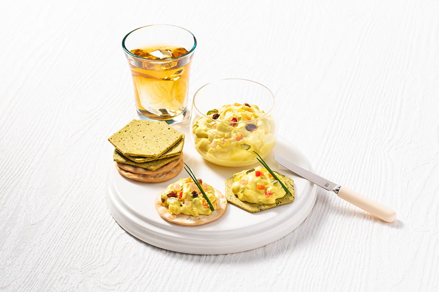キリと野菜ピクルスのカレーサワーディップ